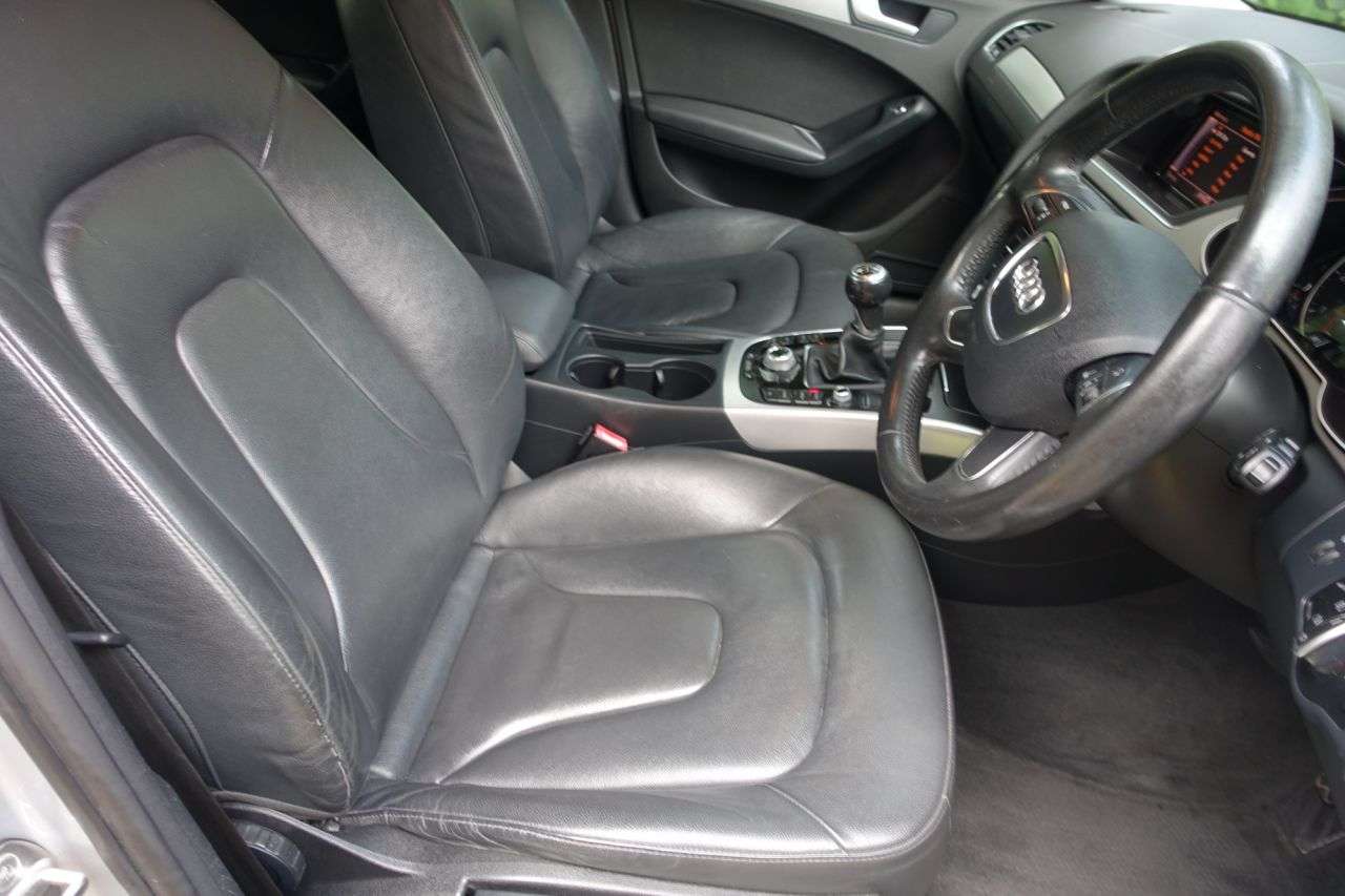 A 2012 AUDI A4 2.0 TDI SE Technik Saloon 4dr Diesel Manual Euro 5 (s/s) (143 ps) Cambelt W A 2012 AUDI A4 2.0 TDI SE Technik Saloon 4dr Diesel Manual Euro 5 (s/s) (143 ps) Cambelt W