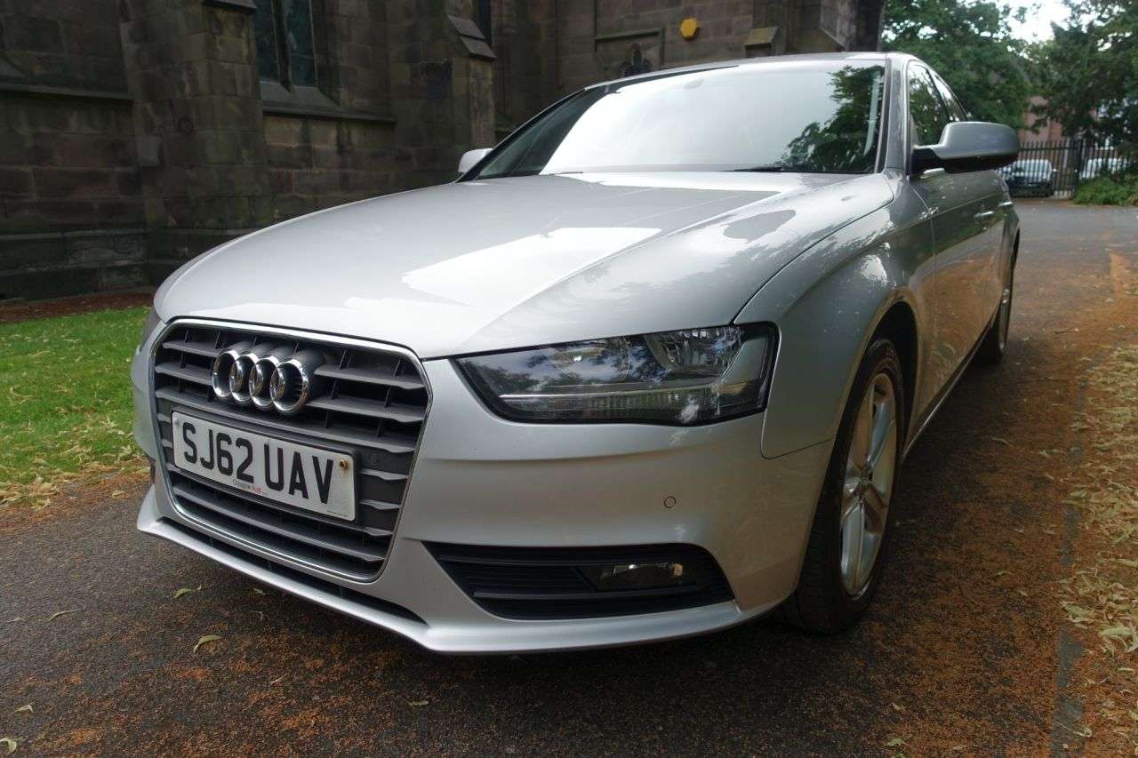 A 2012 AUDI A4 2.0 TDI SE Technik Saloon 4dr Diesel Manual Euro 5 (s/s) (143 ps) Cambelt W A 2012 AUDI A4 2.0 TDI SE Technik Saloon 4dr Diesel Manual Euro 5 (s/s) (143 ps) Cambelt W