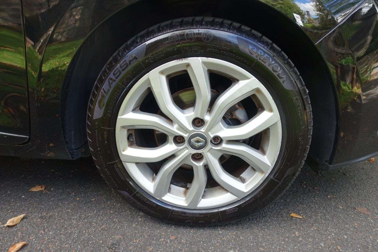 2017 RENAULT CLIO 2017 RENAULT CLIO