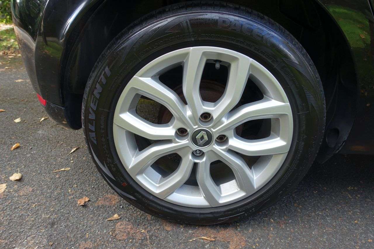 2017 RENAULT CLIO 2017 RENAULT CLIO