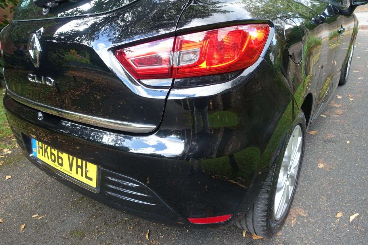 2017 RENAULT CLIO 2017 RENAULT CLIO