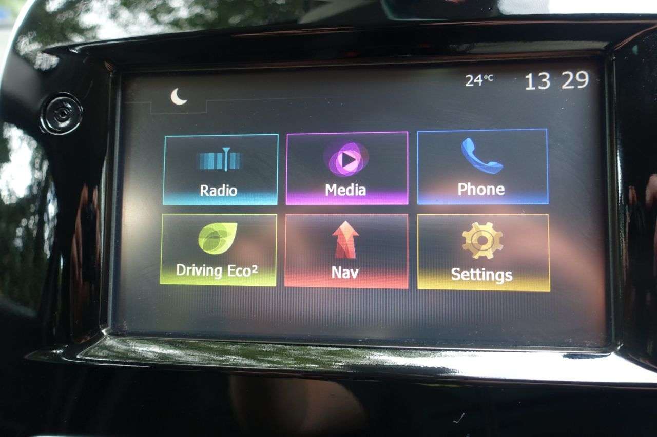 2017 RENAULT CLIO 2017 RENAULT CLIO