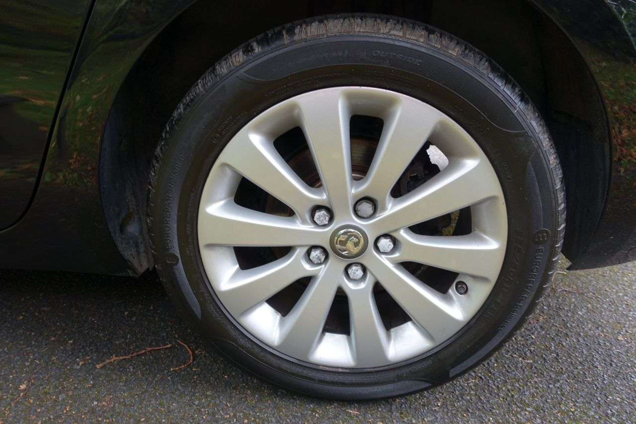 2017 VAUXHALL ZAFIRA TOURER 2017 VAUXHALL ZAFIRA TOURER