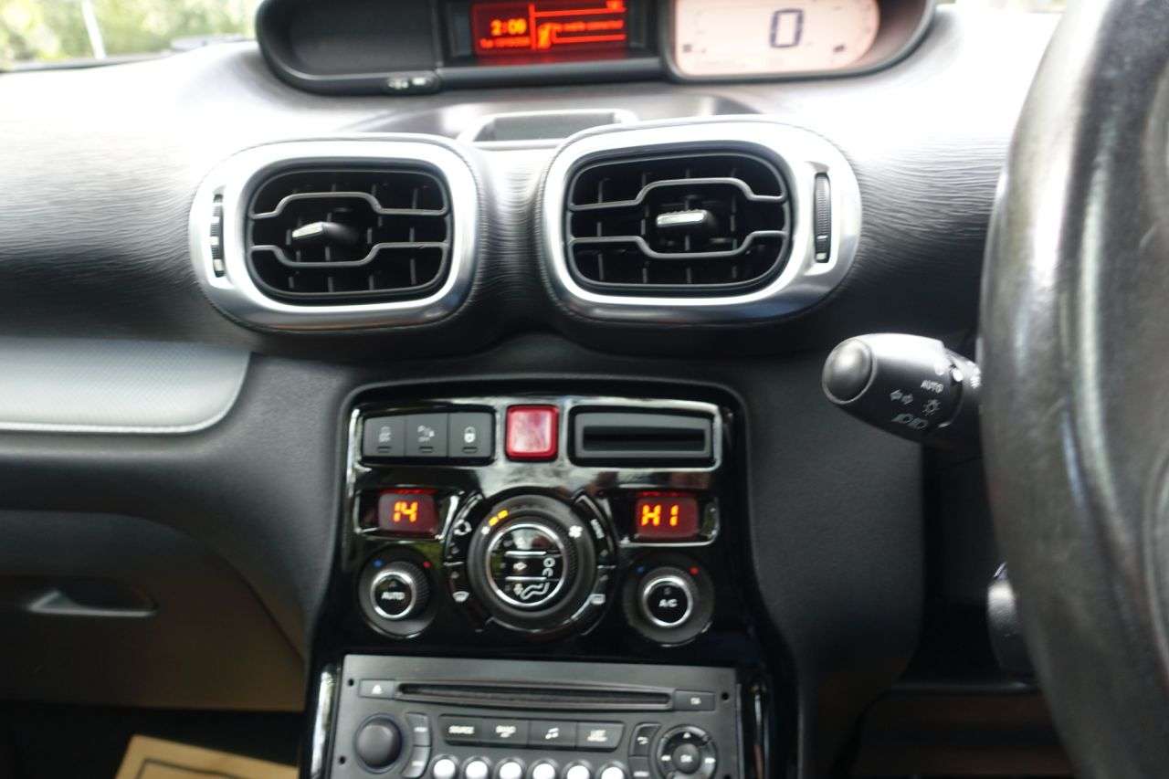 2017 CITROEN C3 PICASSO 2017 CITROEN C3 PICASSO