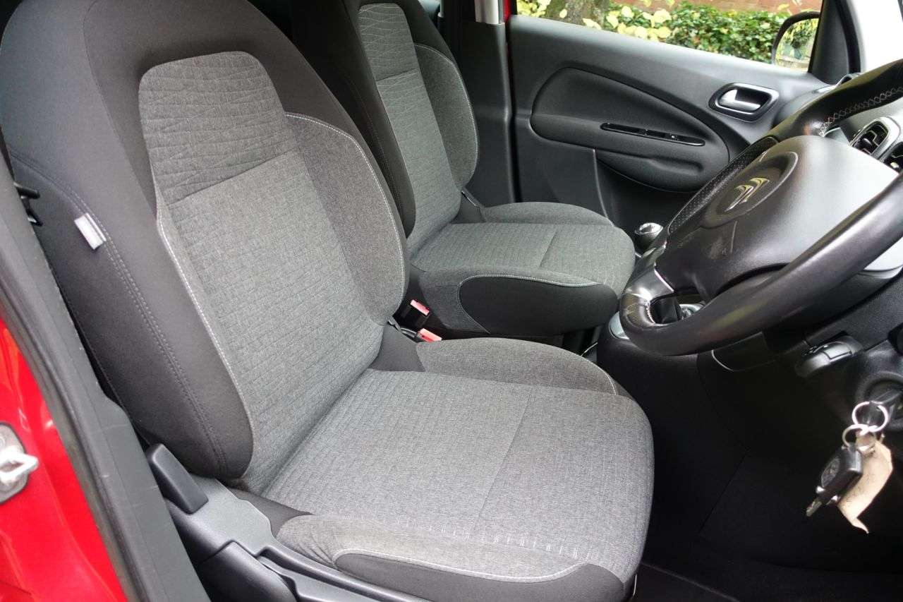 A 2017 CITROEN C3 PICASSO 1.6 BlueHDi Edition MPV 5dr Diesel Manual Euro 6 (100 ps) Only 1 Owner From A 2017 CITROEN C3 PICASSO 1.6 BlueHDi Edition MPV 5dr Diesel Manual Euro 6 (100 ps) Only 1 Owner From