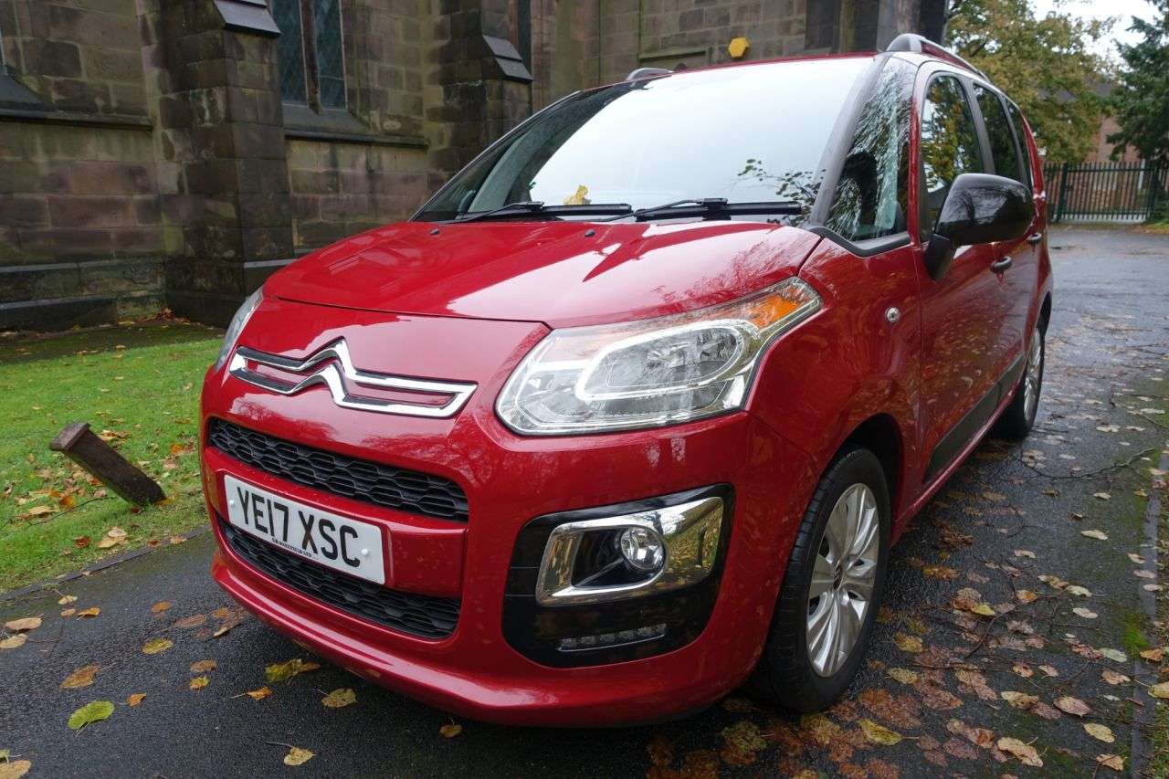 A 2017 CITROEN C3 PICASSO 1.6 BlueHDi Edition MPV 5dr Diesel Manual Euro 6 (100 ps) Only 1 Owner From A 2017 CITROEN C3 PICASSO 1.6 BlueHDi Edition MPV 5dr Diesel Manual Euro 6 (100 ps) Only 1 Owner From