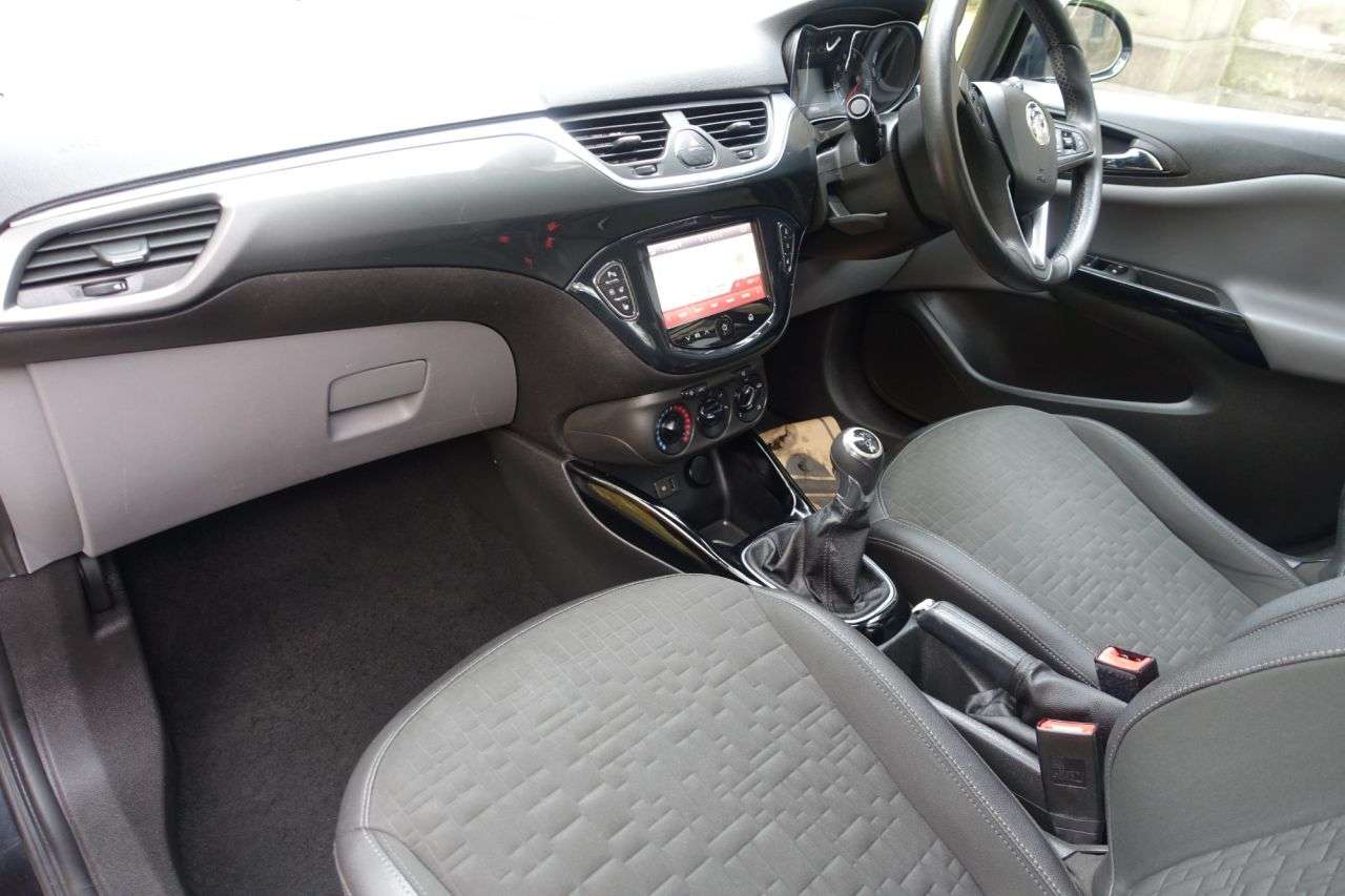 A 2015 VAUXHALL CORSA 1.2i SE Hatchback 5dr Petrol Manual Euro 6 (70 ps) Only 2 Owners From New A 2015 VAUXHALL CORSA 1.2i SE Hatchback 5dr Petrol Manual Euro 6 (70 ps) Only 2 Owners From New