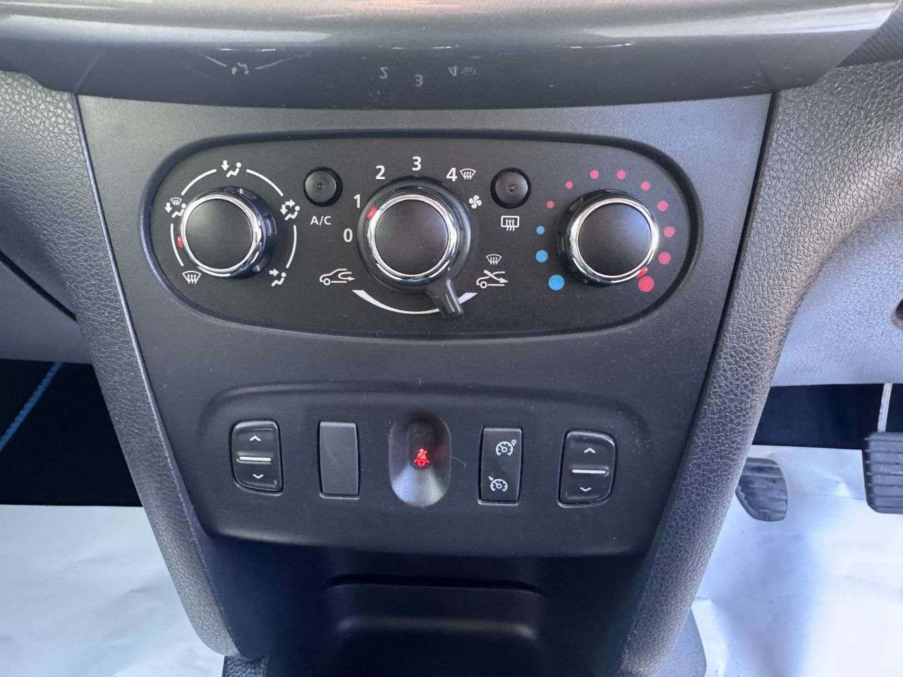 2015 DACIA SANDERO STEPWAY 2015 DACIA SANDERO STEPWAY