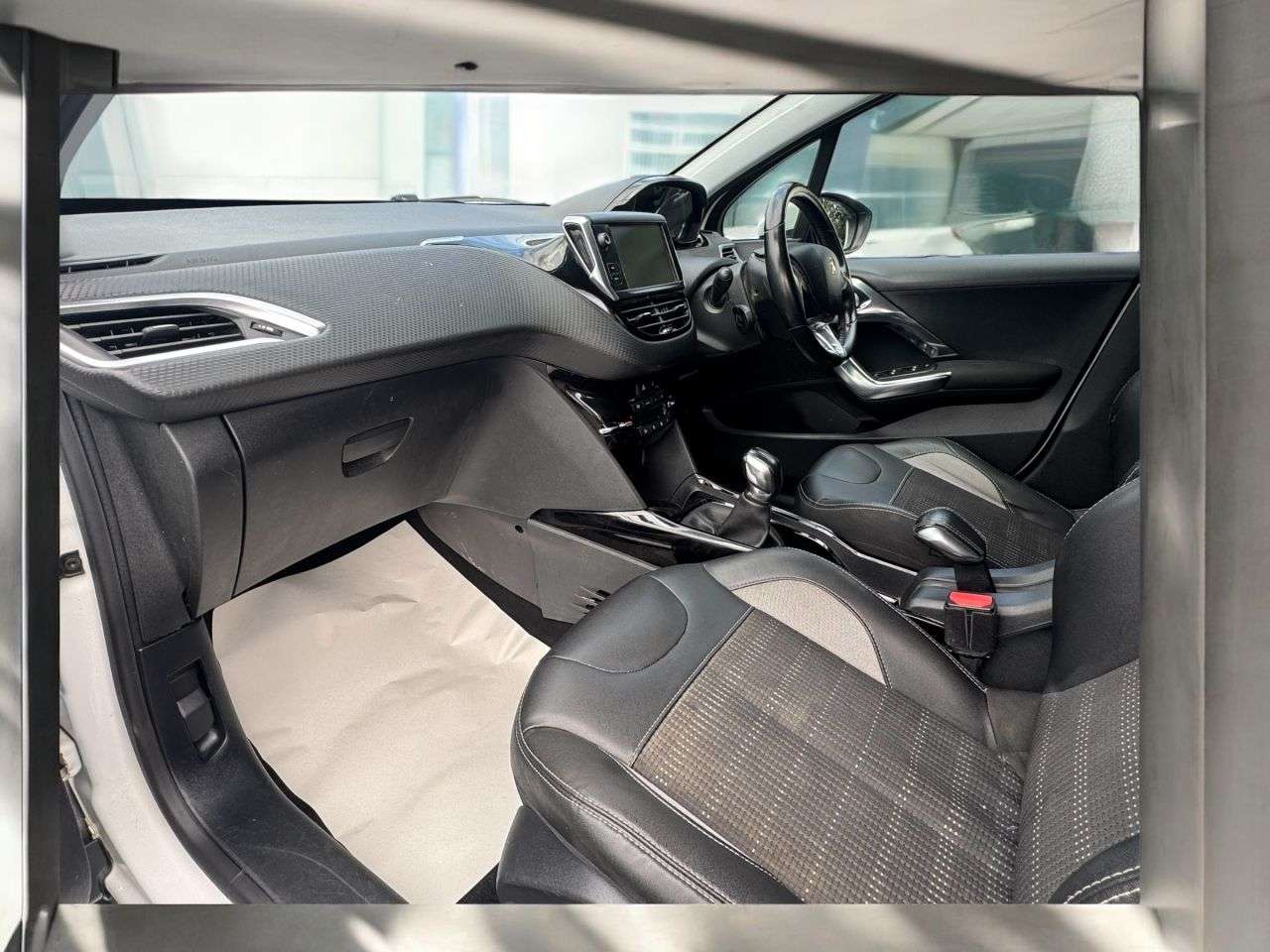 2016 PEUGEOT 2008 2016 PEUGEOT 2008