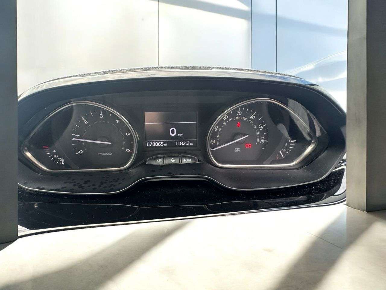 2016 PEUGEOT 2008 2016 PEUGEOT 2008