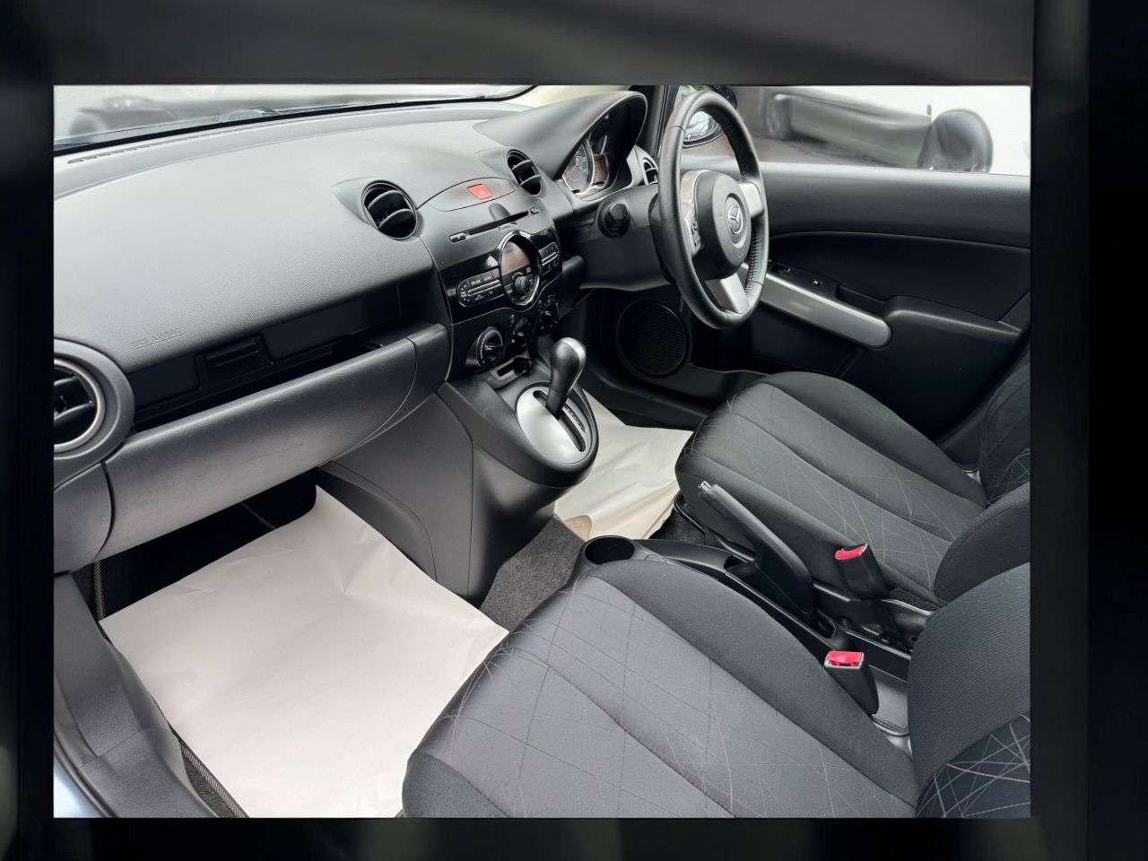 2013 MAZDA MAZDA2 2013 MAZDA MAZDA2