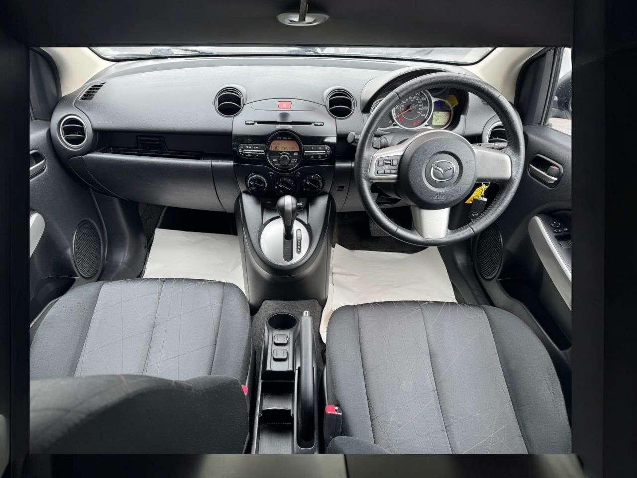 2013 MAZDA MAZDA2 2013 MAZDA MAZDA2