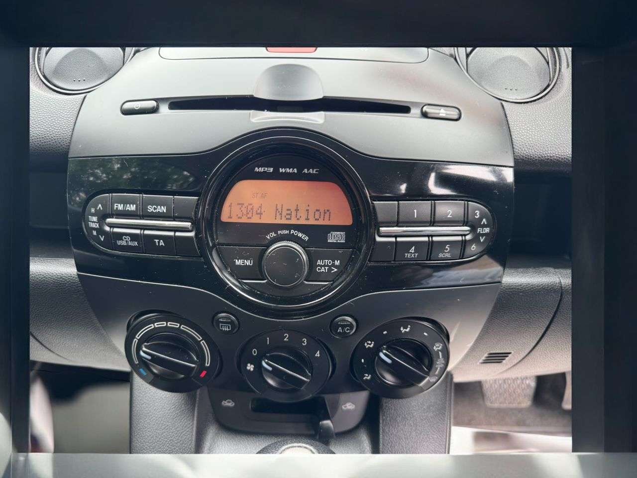 2013 MAZDA MAZDA2 2013 MAZDA MAZDA2