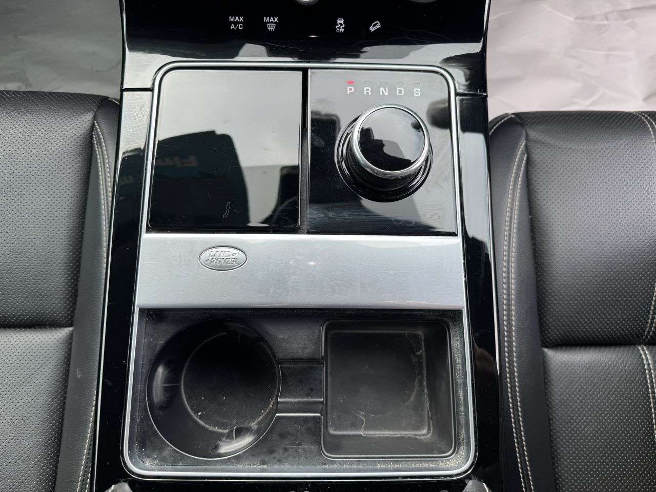 2018 LAND ROVER RANGE ROVER VELAR 2018 LAND ROVER RANGE ROVER VELAR