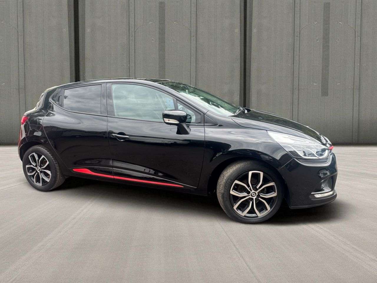 2017 RENAULT CLIO 2017 RENAULT CLIO