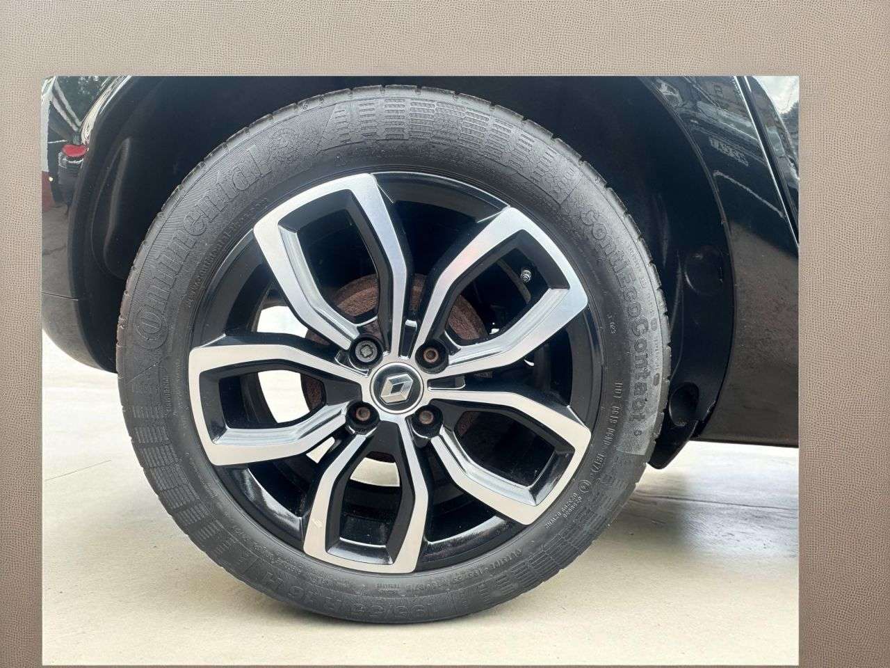 2017 RENAULT CLIO 2017 RENAULT CLIO