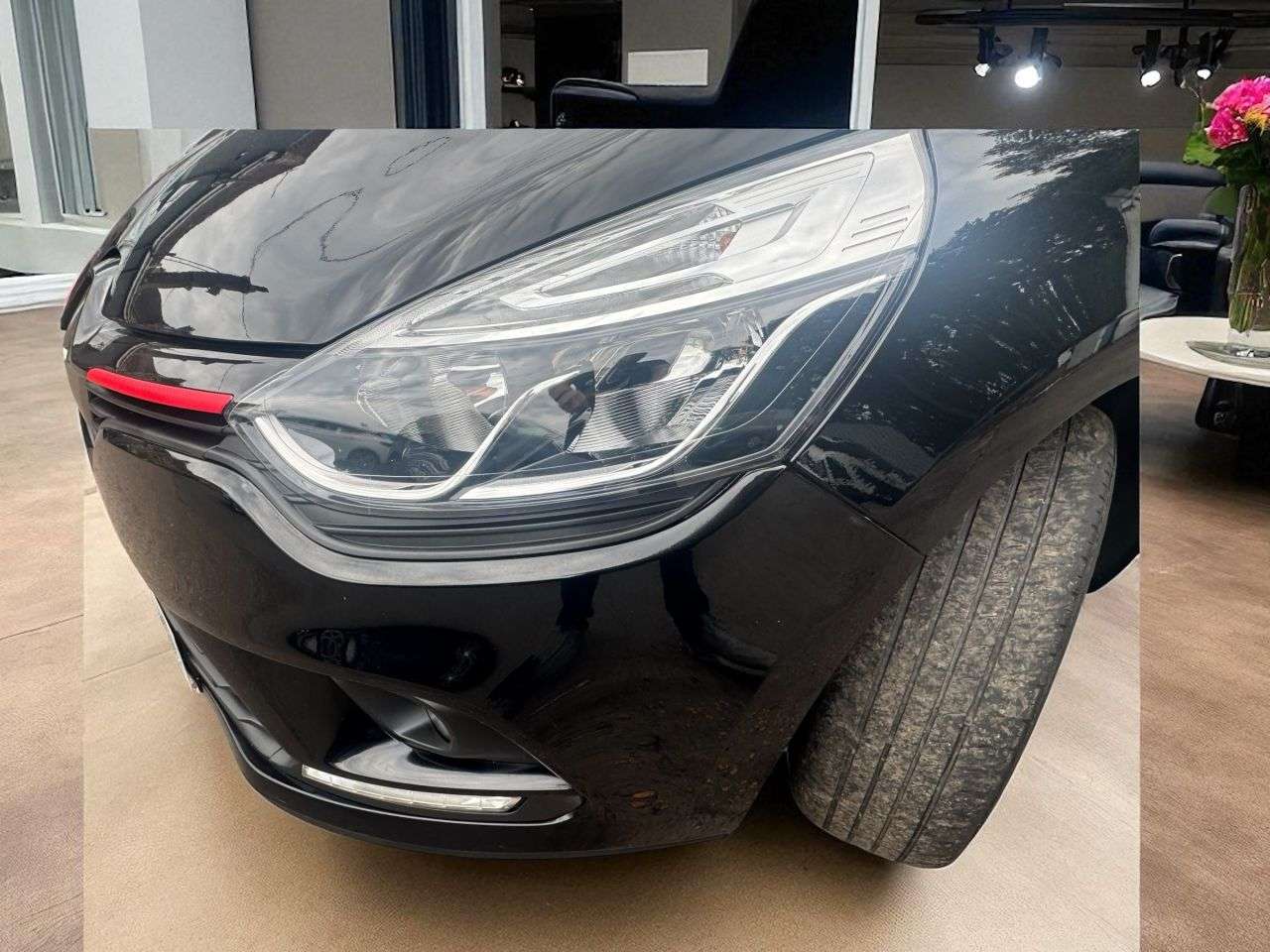 2017 RENAULT CLIO 2017 RENAULT CLIO