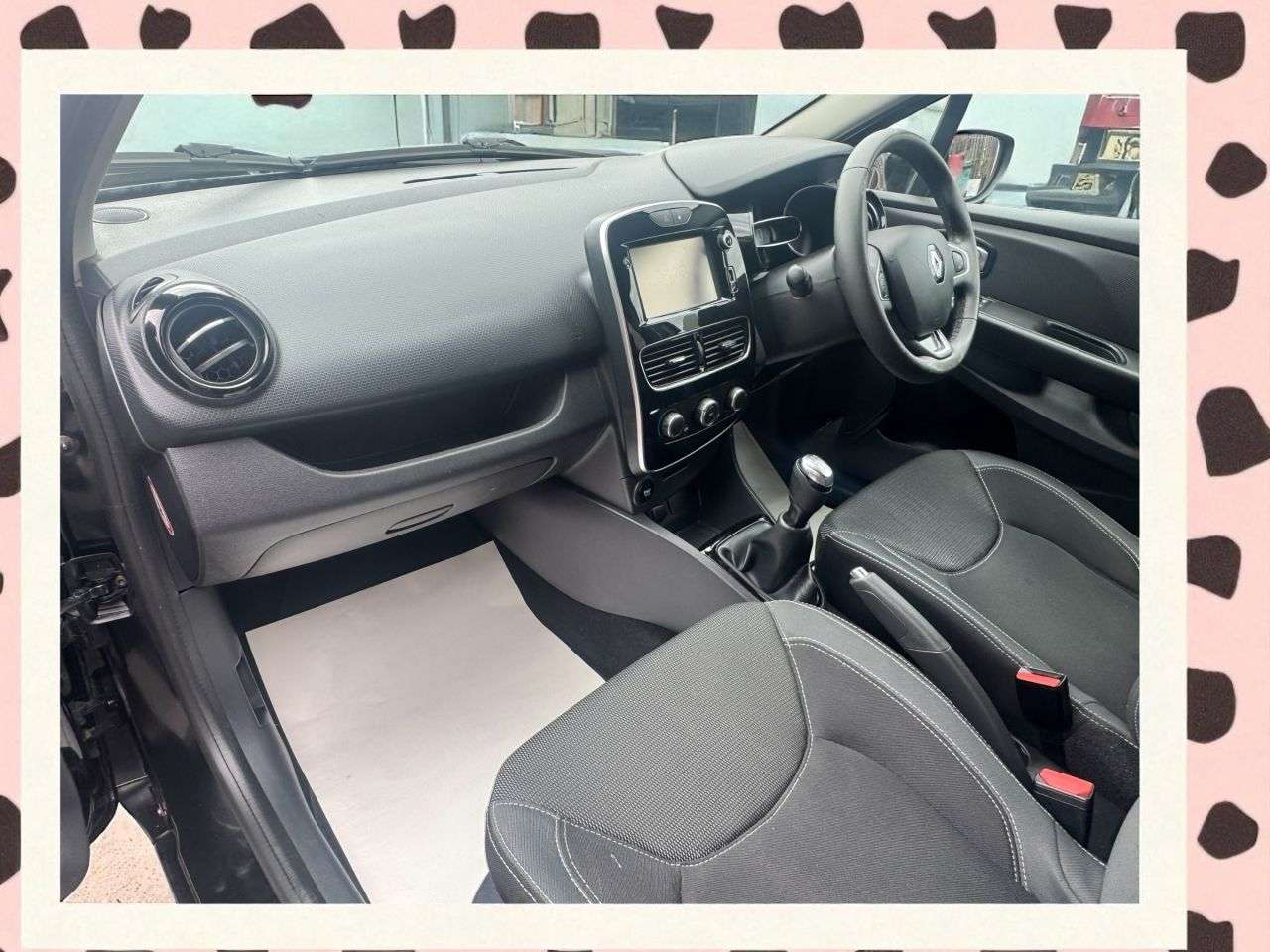 2017 RENAULT CLIO 2017 RENAULT CLIO