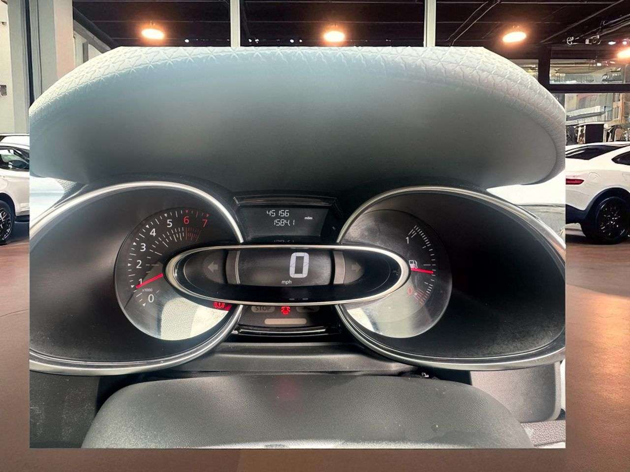 2017 RENAULT CLIO 2017 RENAULT CLIO