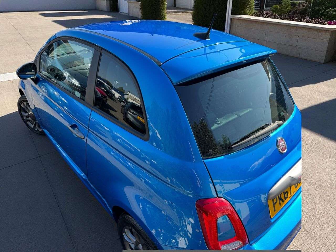 2017 FIAT 500 2017 FIAT 500