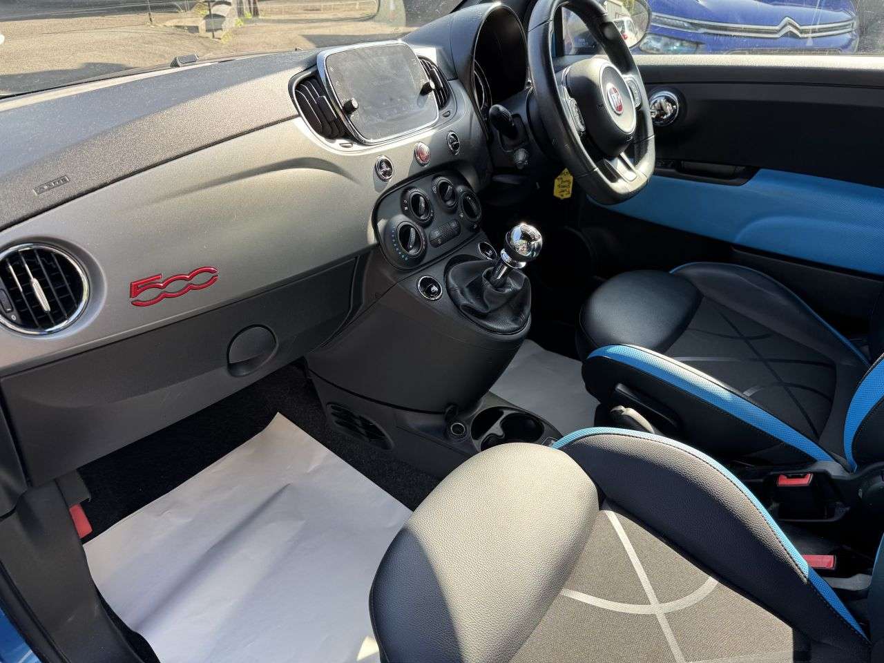 2017 FIAT 500 2017 FIAT 500