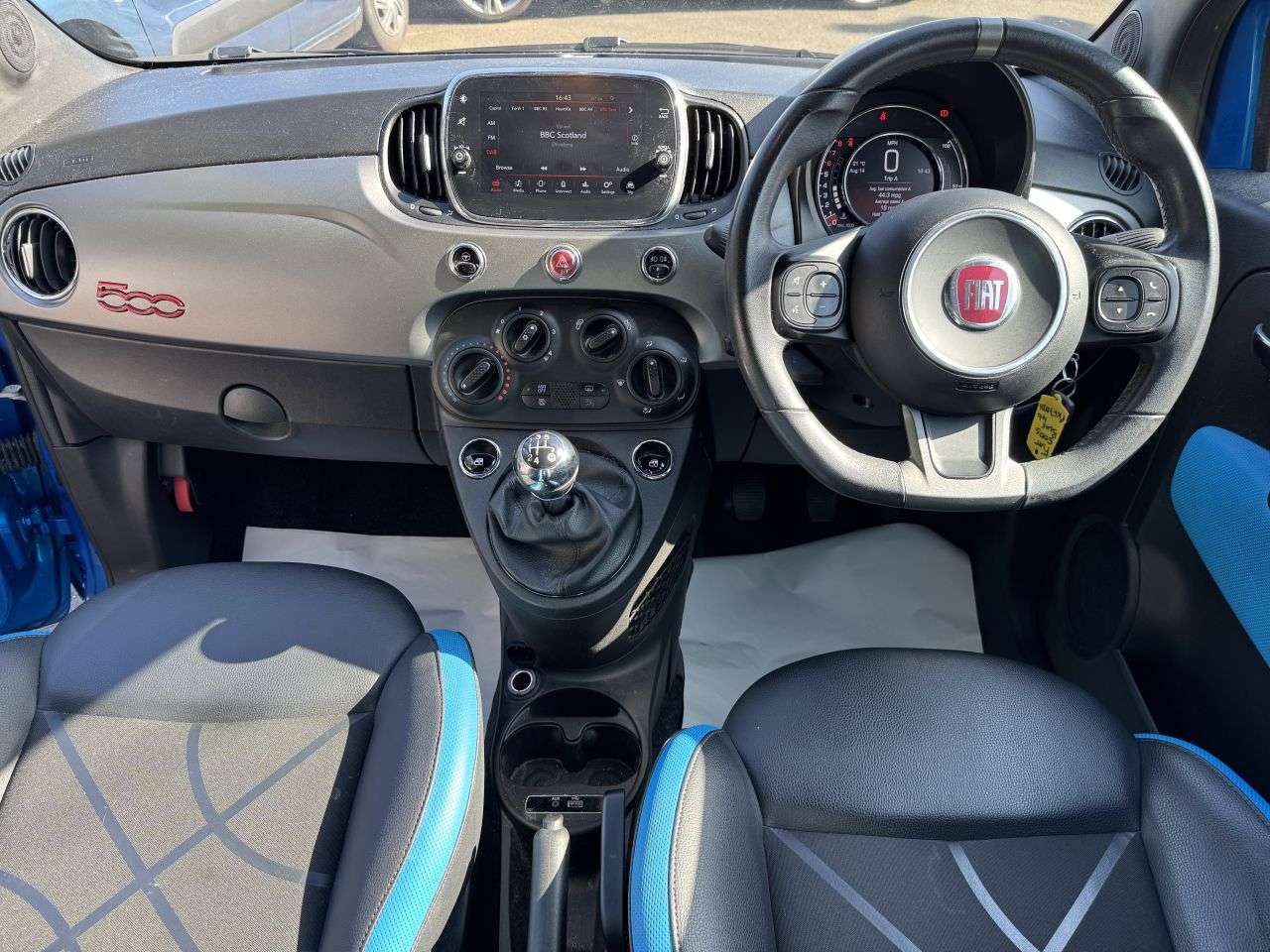 2017 FIAT 500 2017 FIAT 500