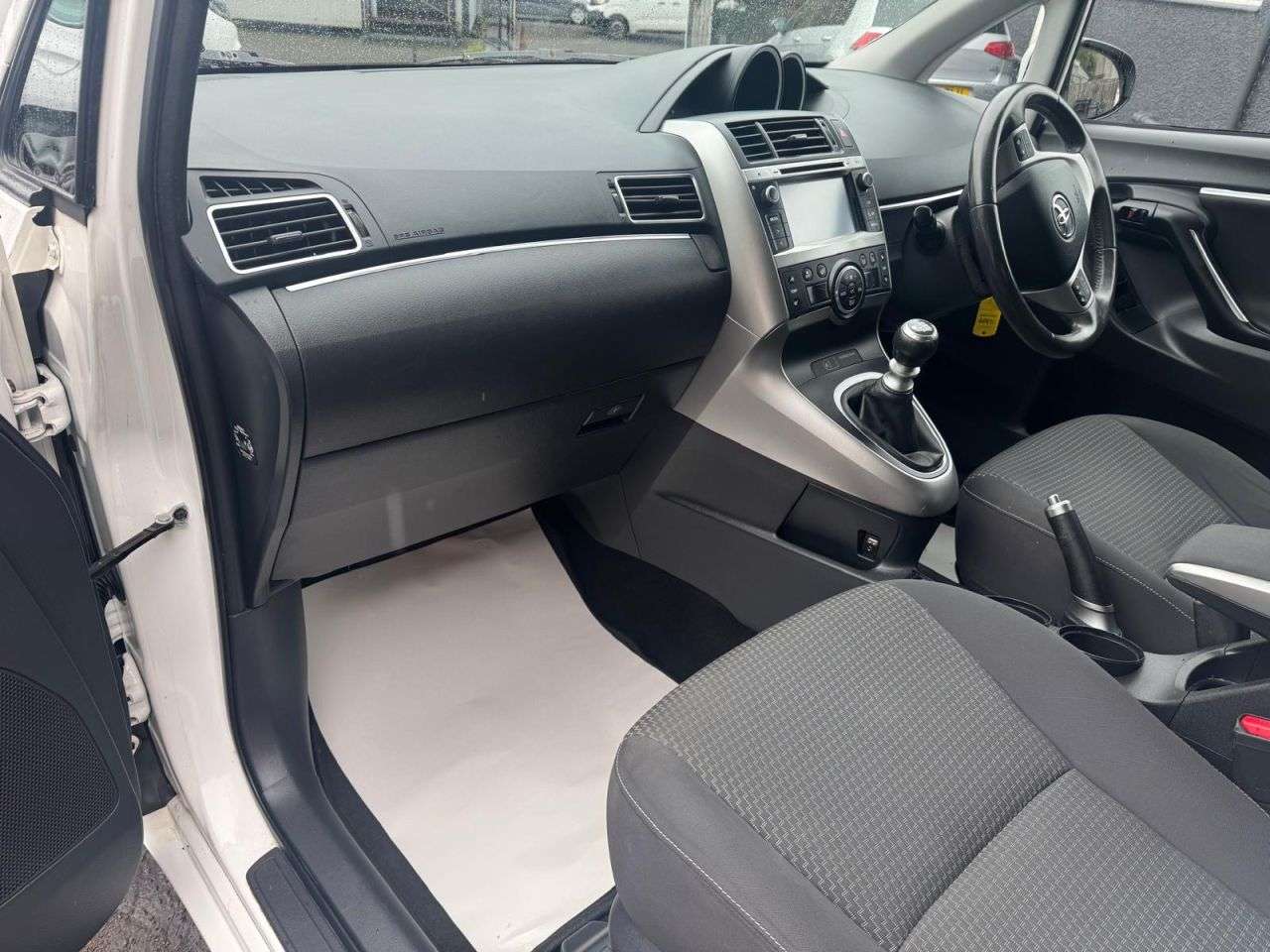 2015 TOYOTA VERSO 2015 TOYOTA VERSO