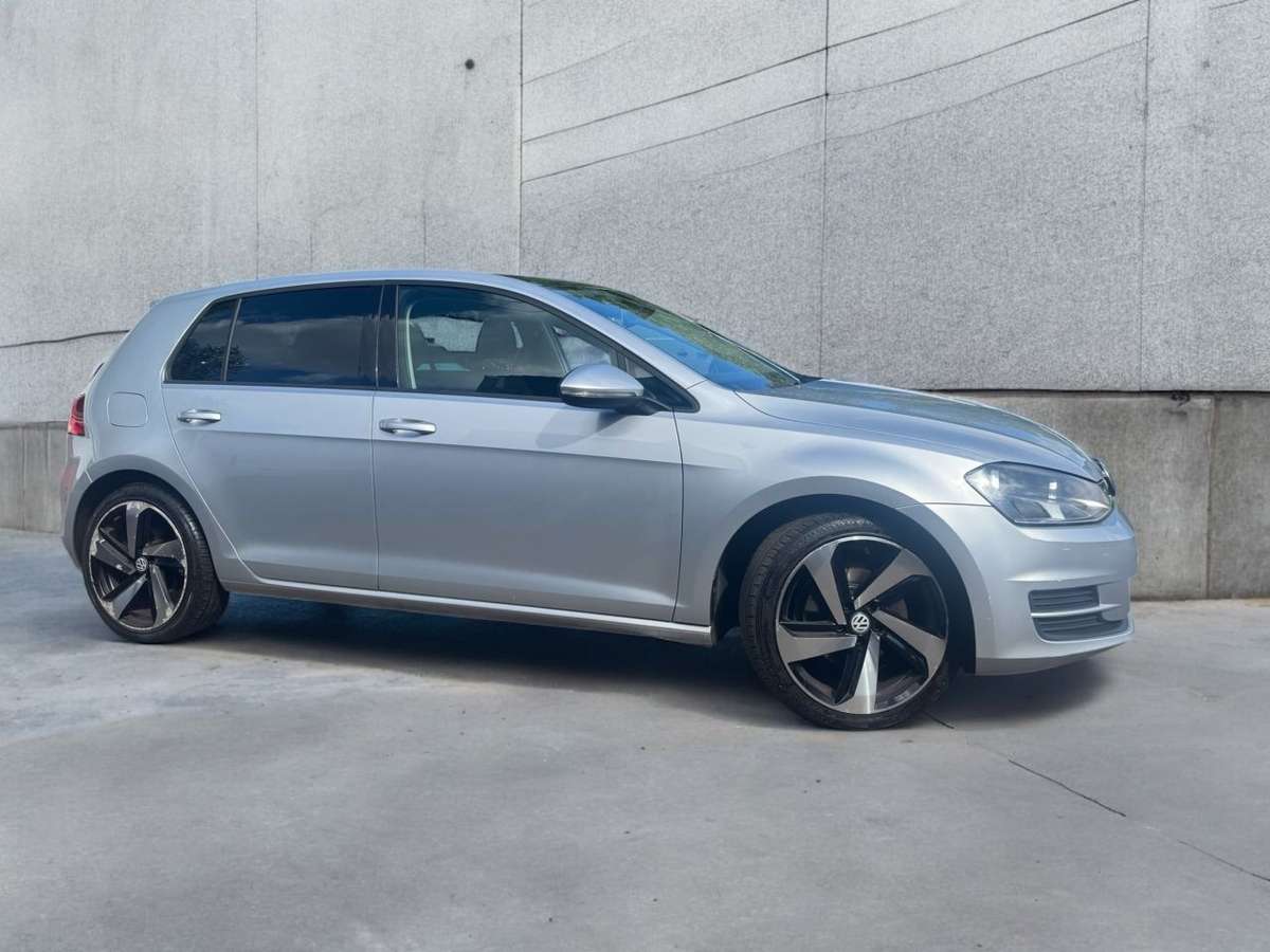 Check out this Volkswagen Golf 2014 Petrol Manual