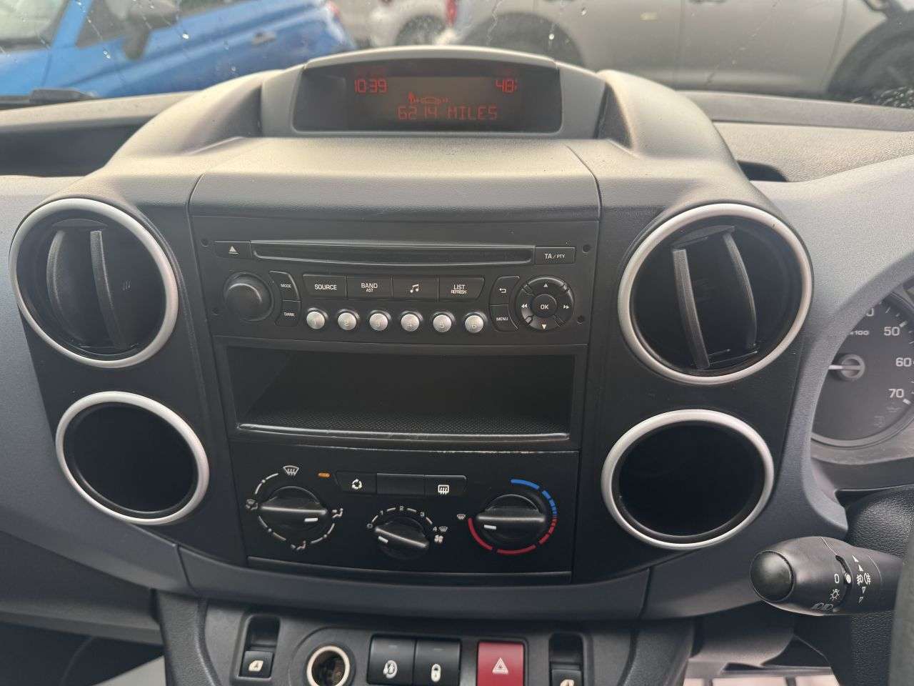 2013 PEUGEOT PARTNER TEPEE 2013 PEUGEOT PARTNER TEPEE