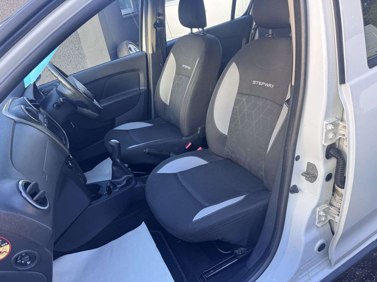 2013 DACIA SANDERO STEPWAY 2013 DACIA SANDERO STEPWAY