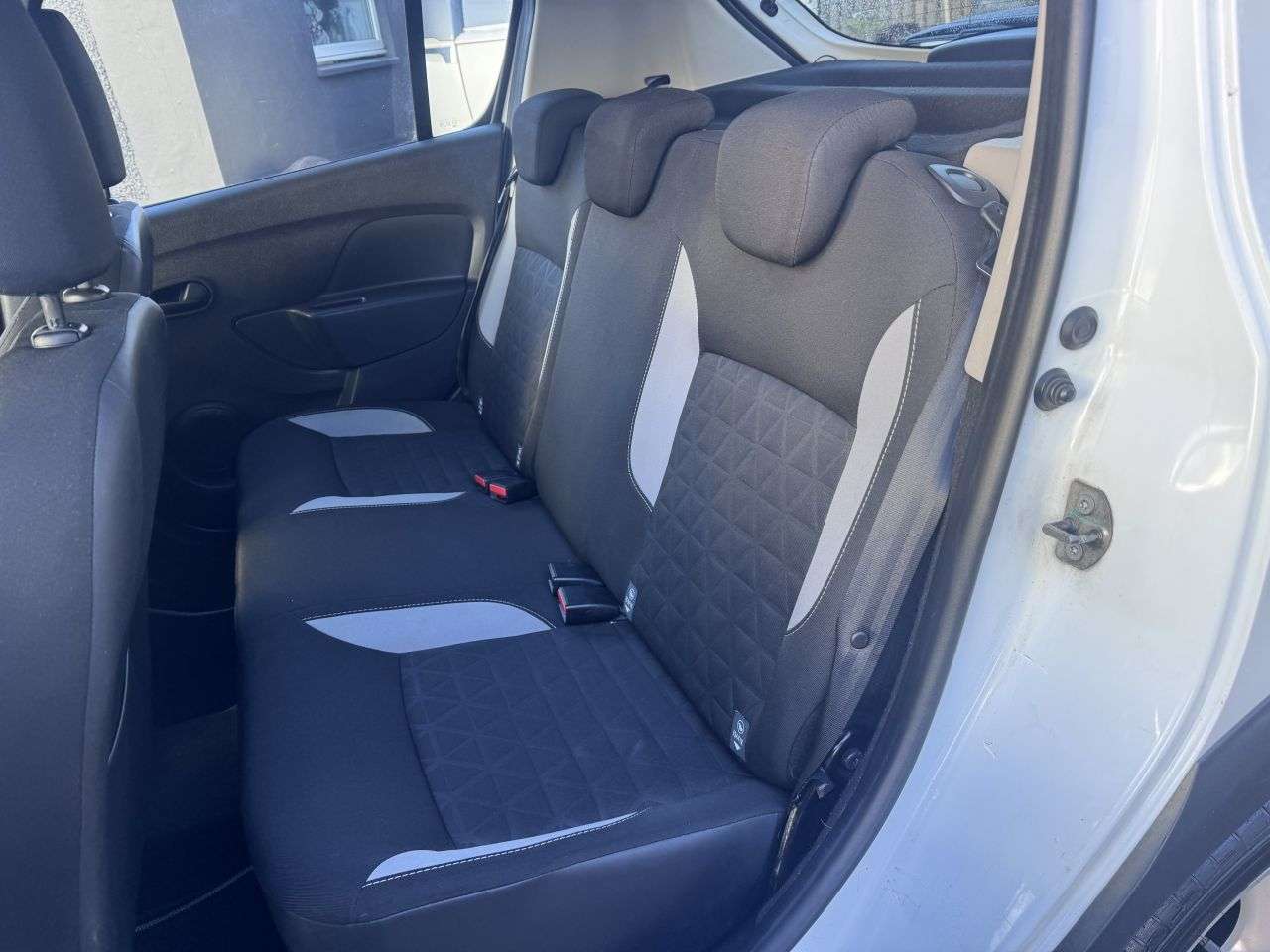 2013 DACIA SANDERO STEPWAY 2013 DACIA SANDERO STEPWAY