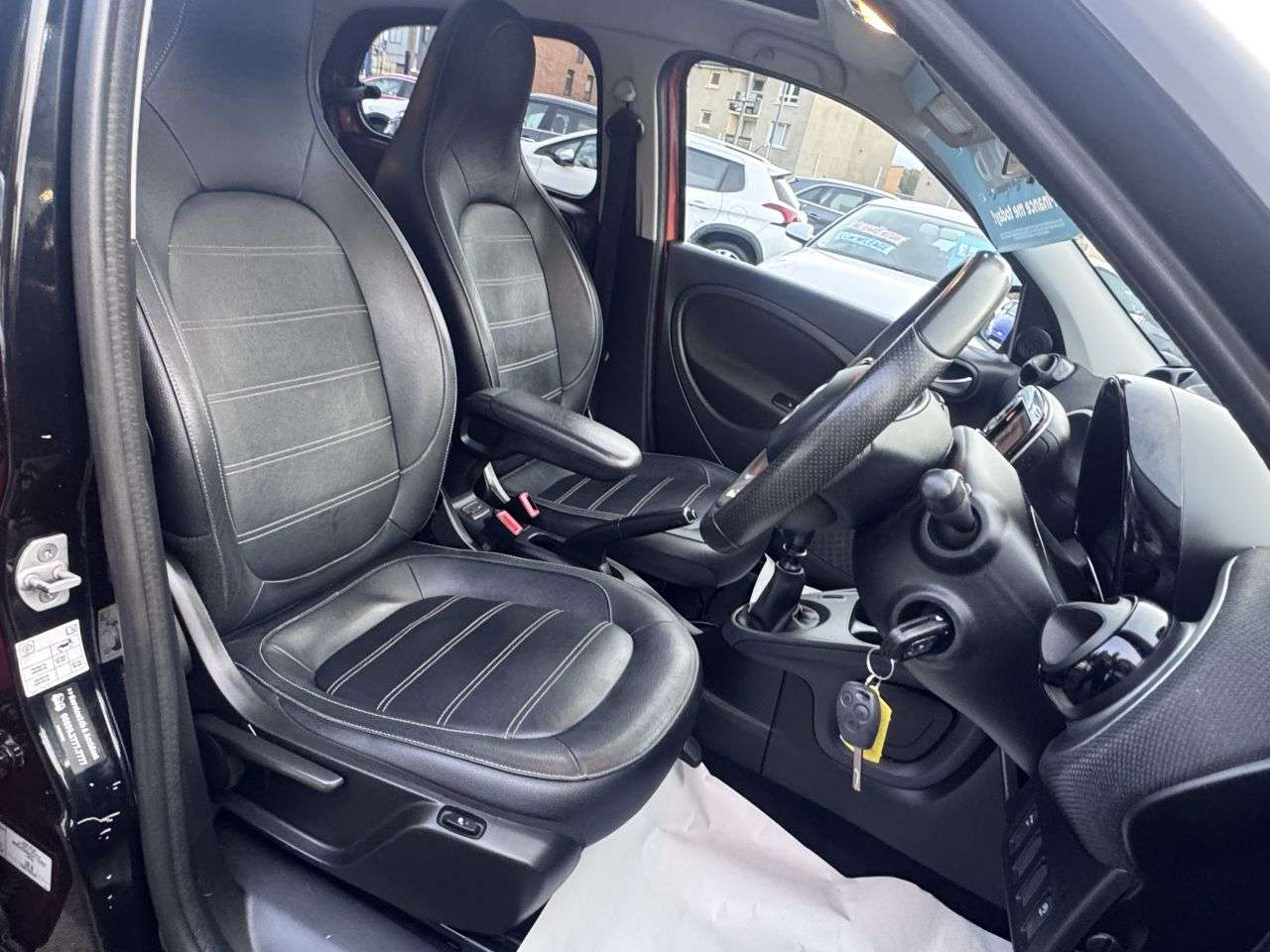 2017 SMART FORFOUR 2017 SMART FORFOUR