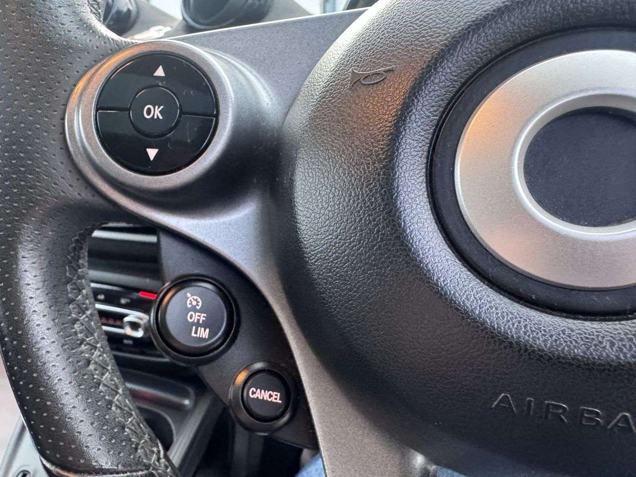 2017 SMART FORFOUR 2017 SMART FORFOUR