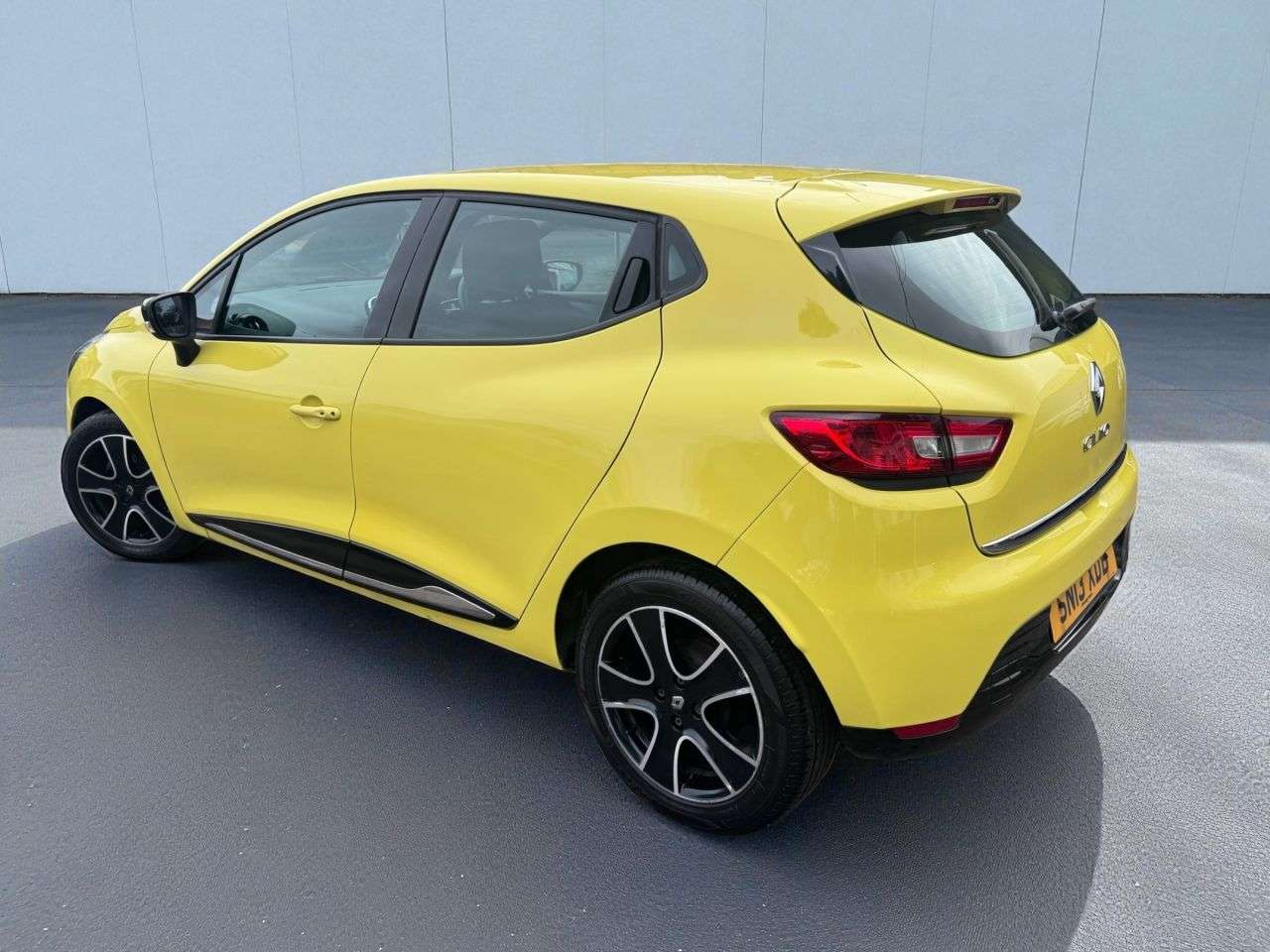 2013 RENAULT CLIO 2013 RENAULT CLIO