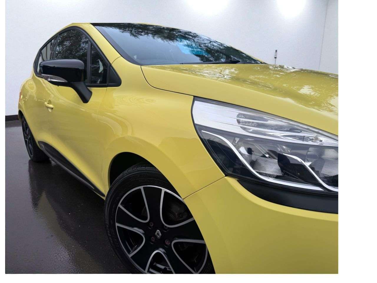 2013 RENAULT CLIO 2013 RENAULT CLIO