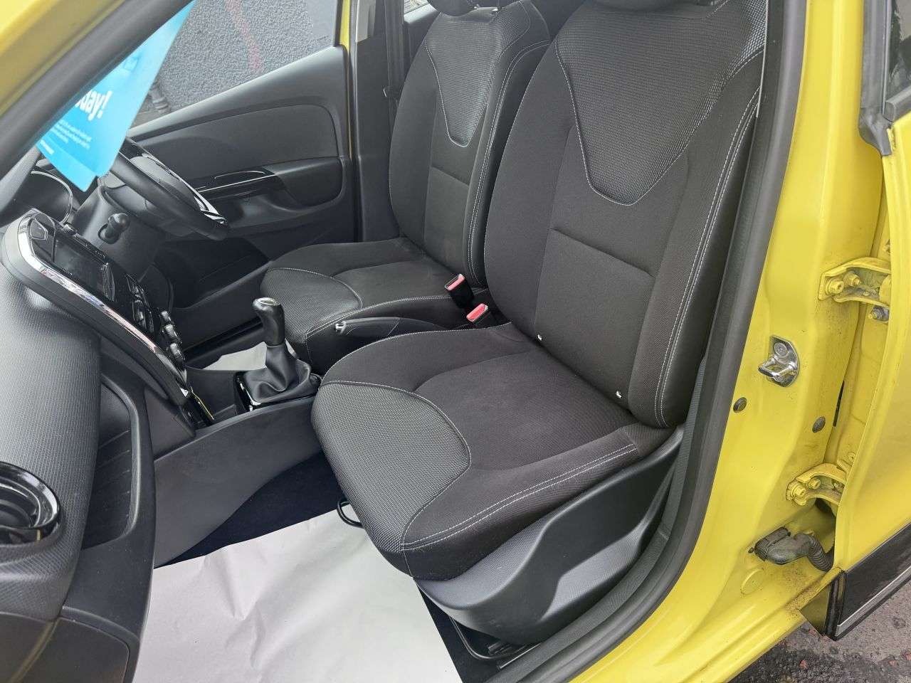 2013 RENAULT CLIO 2013 RENAULT CLIO