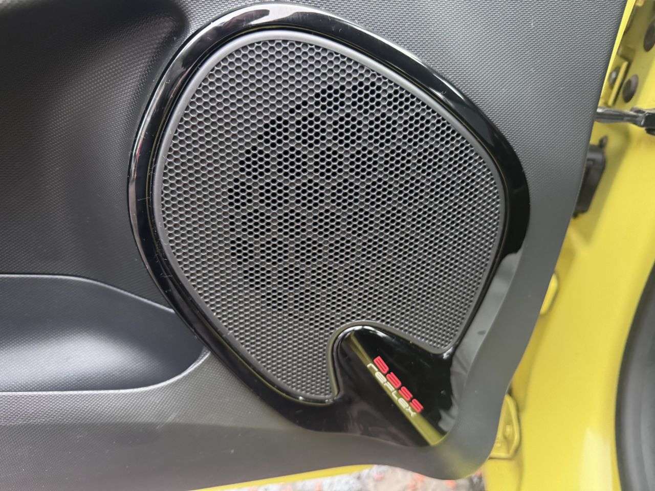 2013 RENAULT CLIO 2013 RENAULT CLIO