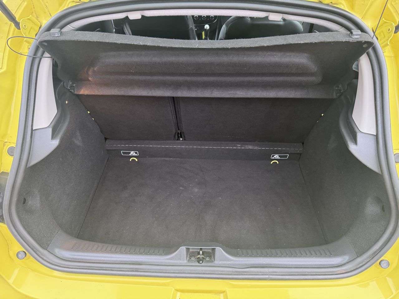 2013 RENAULT CLIO 2013 RENAULT CLIO