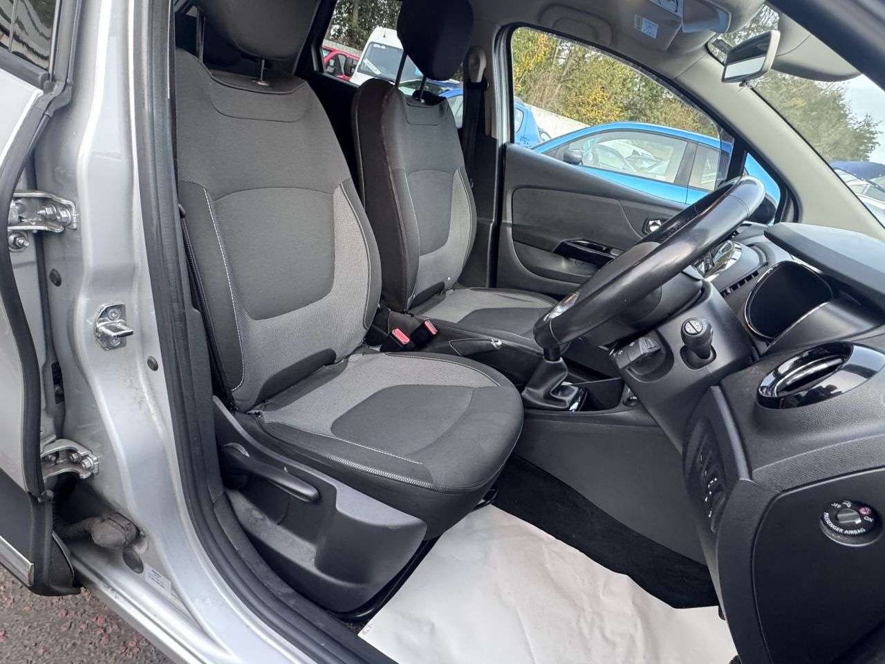 2016 RENAULT CAPTUR 2016 RENAULT CAPTUR