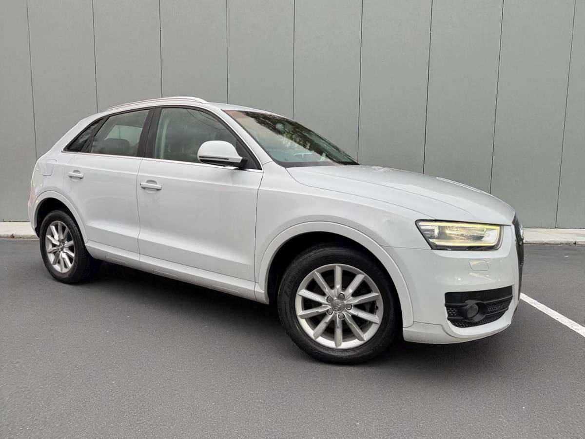Check out this Audi Q3 2014 Diesel Manual