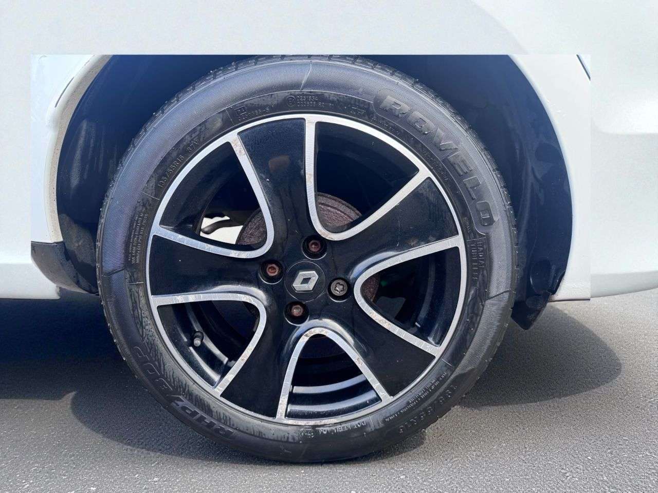 2014 RENAULT CLIO 2014 RENAULT CLIO