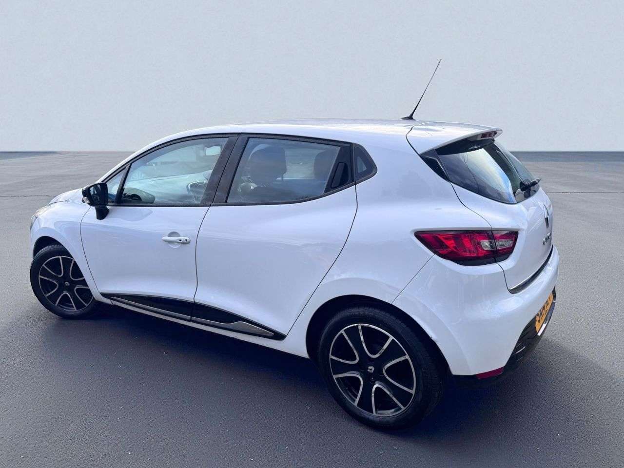 2014 RENAULT CLIO 2014 RENAULT CLIO