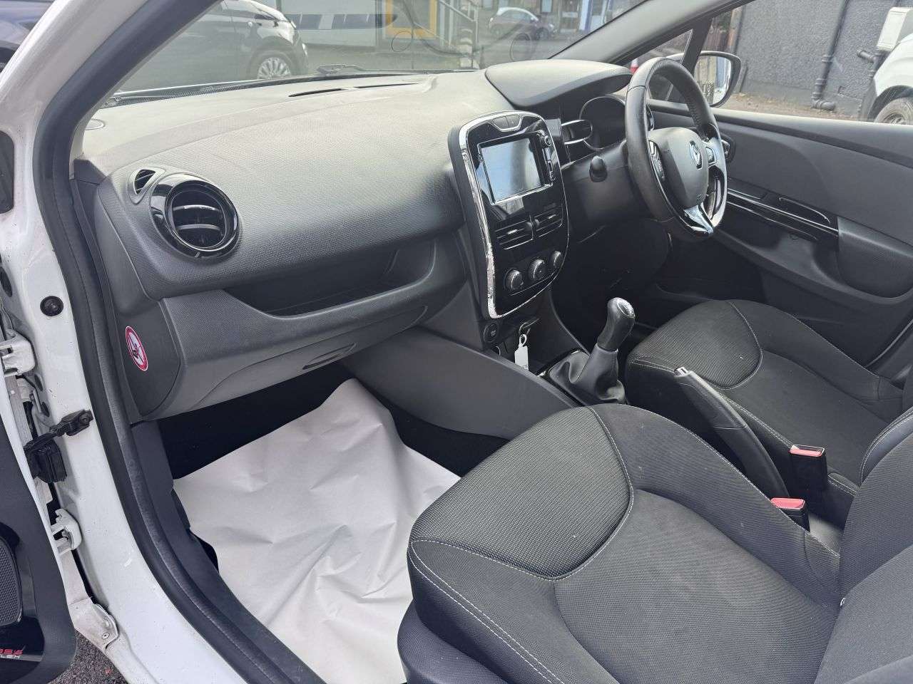 2014 RENAULT CLIO 2014 RENAULT CLIO