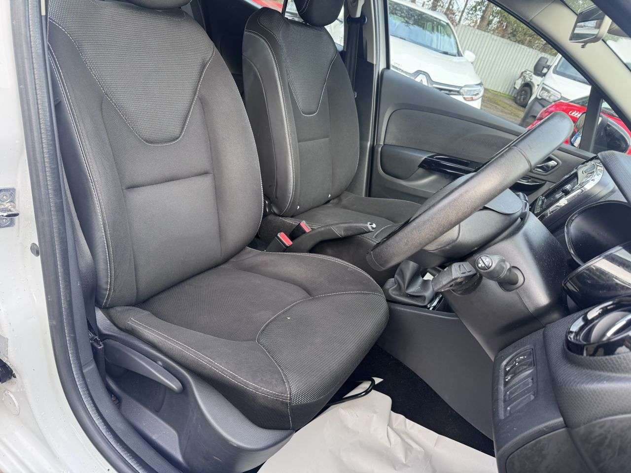 2014 RENAULT CLIO 2014 RENAULT CLIO