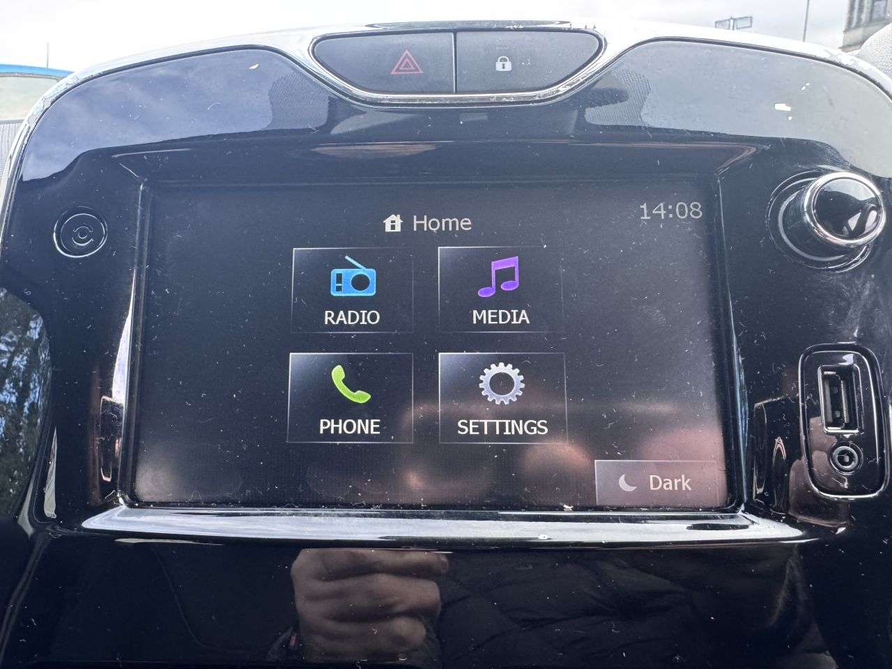 2014 RENAULT CLIO 2014 RENAULT CLIO