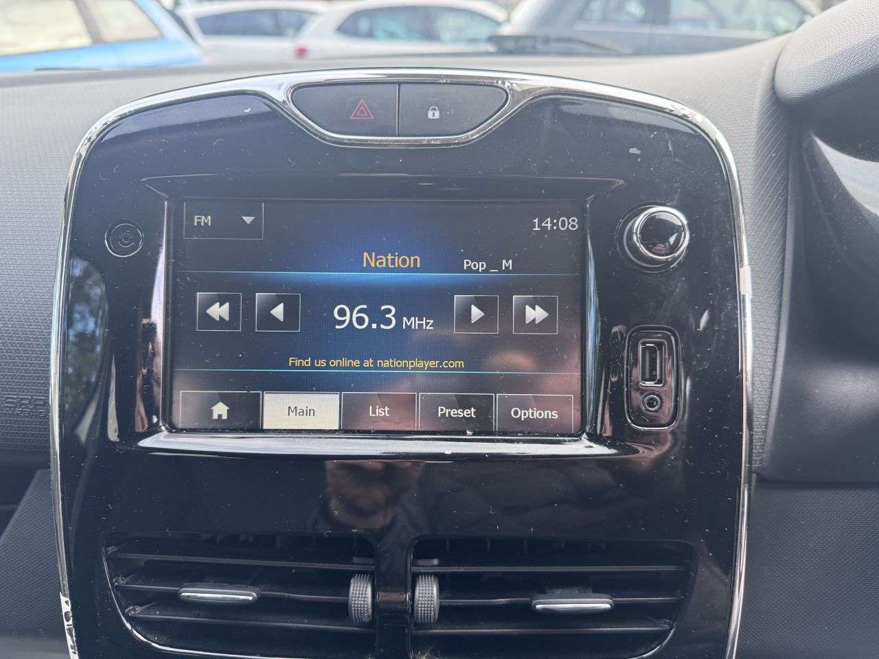 2014 RENAULT CLIO 2014 RENAULT CLIO