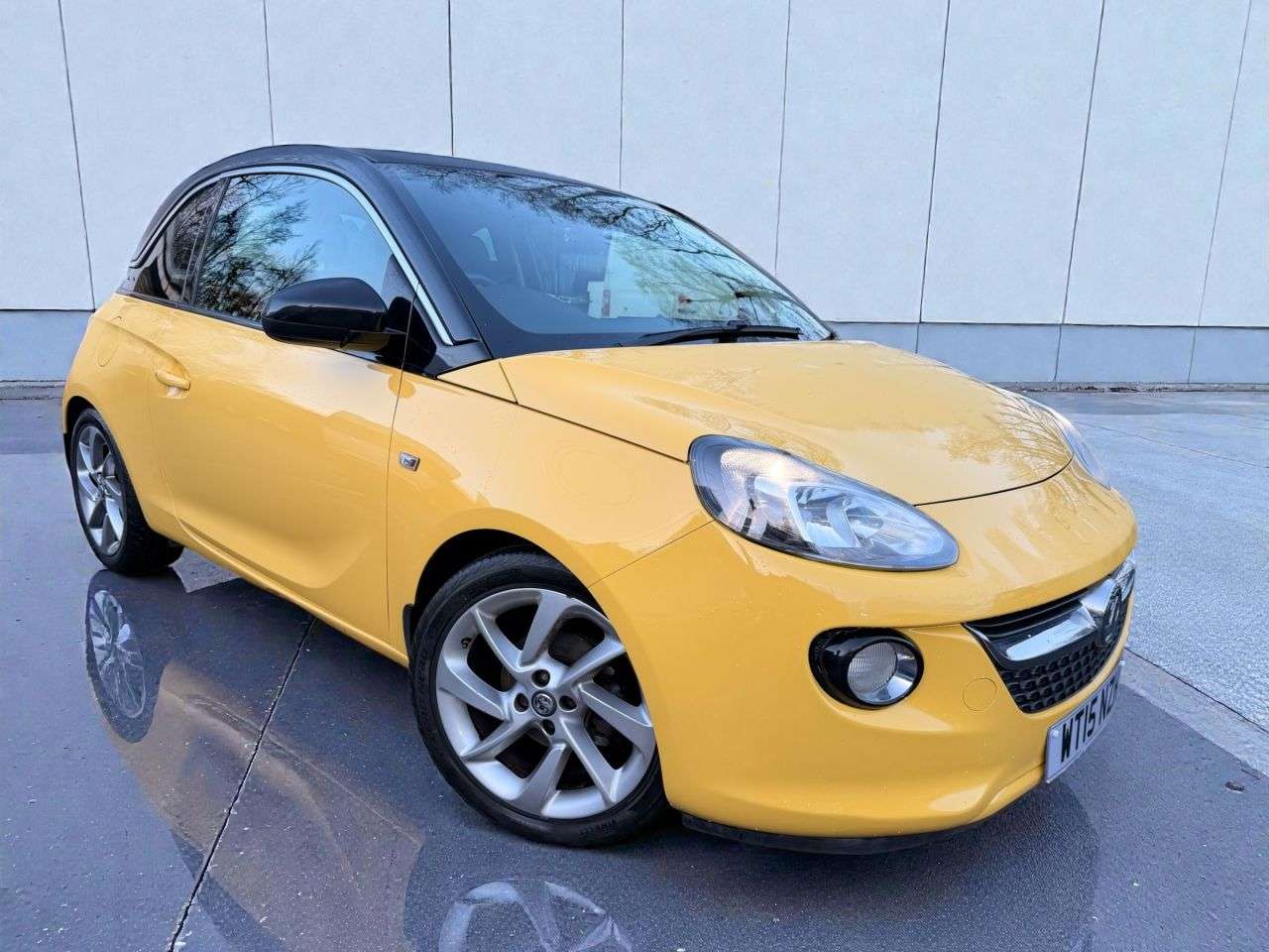A 2015 VAUXHALL ADAM 1.4 16v SLAM Hatchback 3dr Petrol Manual Euro 5 (100 ps) A 2015 VAUXHALL ADAM 1.4 16v SLAM Hatchback 3dr Petrol Manual Euro 5 (100 ps)