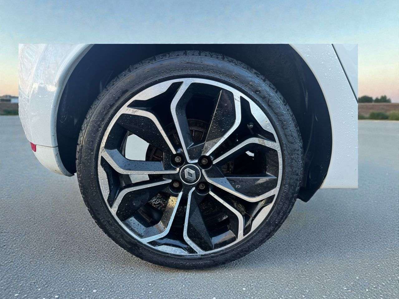 2016 RENAULT CLIO 2016 RENAULT CLIO