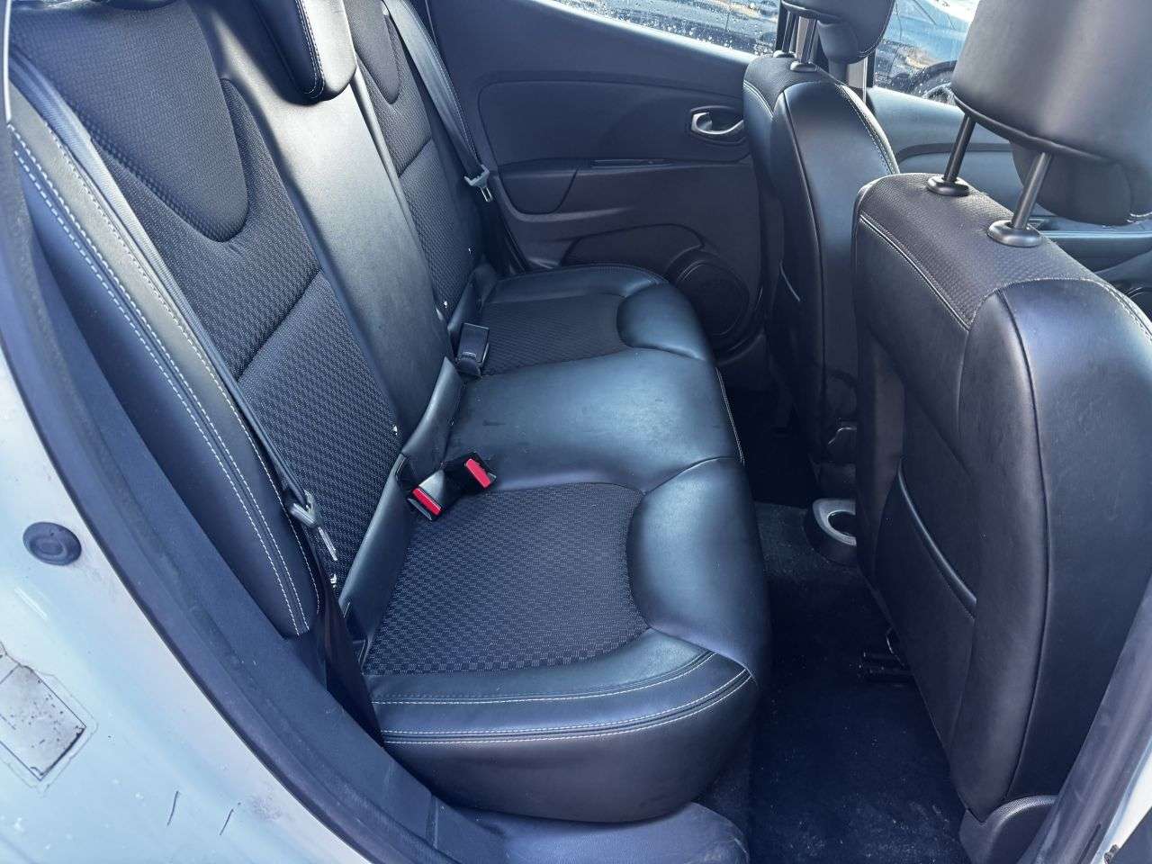 2016 RENAULT CLIO 2016 RENAULT CLIO