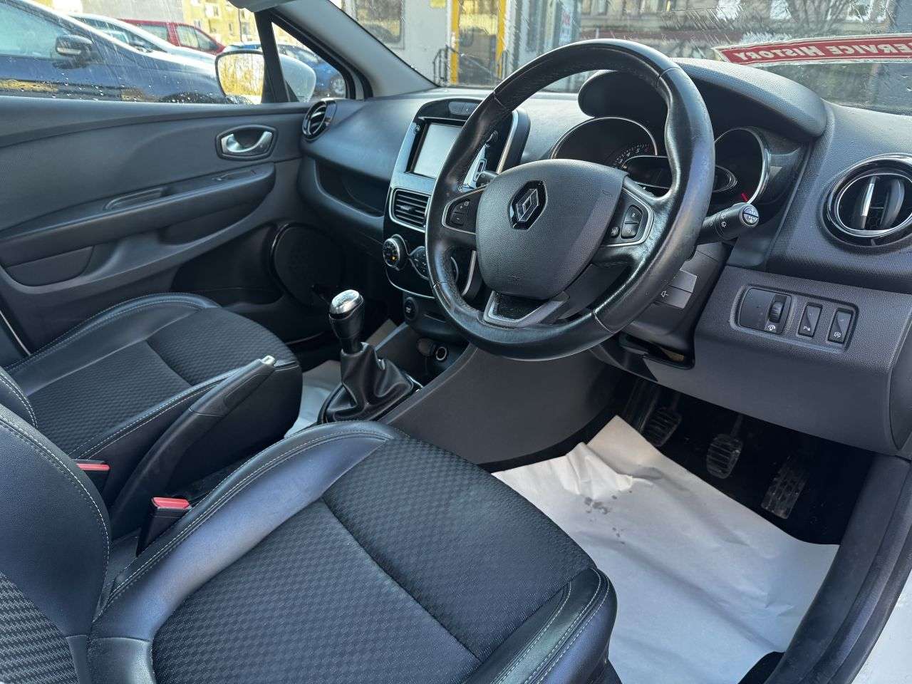 2016 RENAULT CLIO 2016 RENAULT CLIO